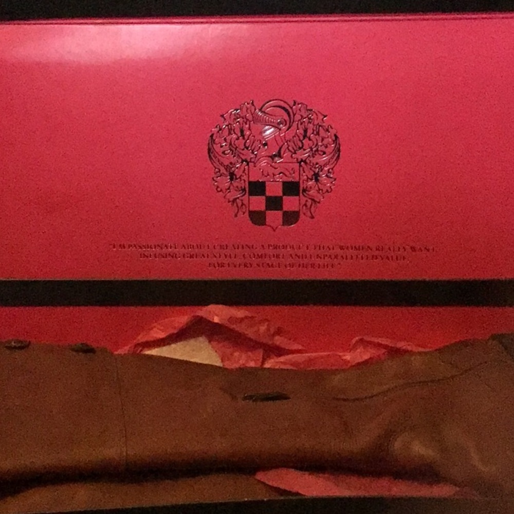 Vince Camuto VC-KEATON Leather Knee-High Boots